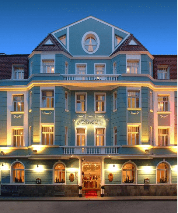 מלון Hotel Nestroy Wien - וינה, אוסטריה, קרוב לבית חבד