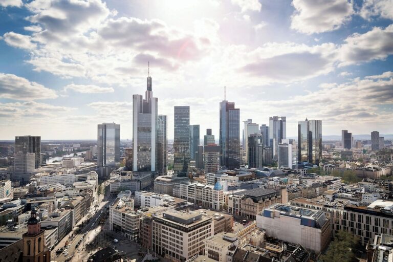 מלונות ליד בית חבד פרנקפורט