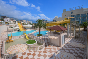 kosher hotel with a water park
